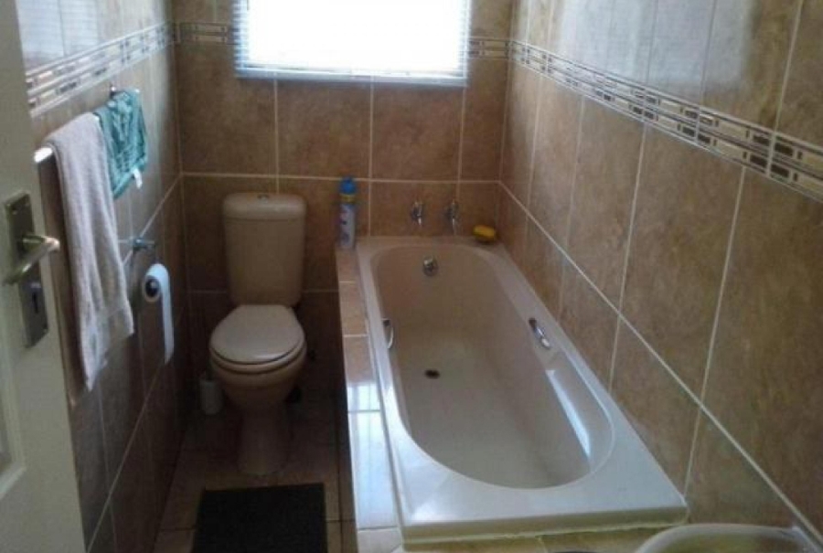 3 Bedroom Property for Sale in Mandela View Free State